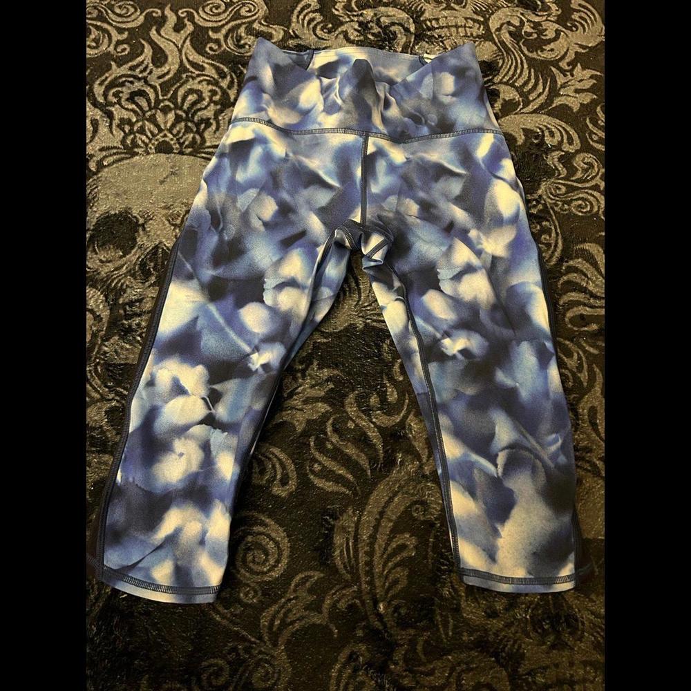 Lululemon Train Times Cropped Leggings